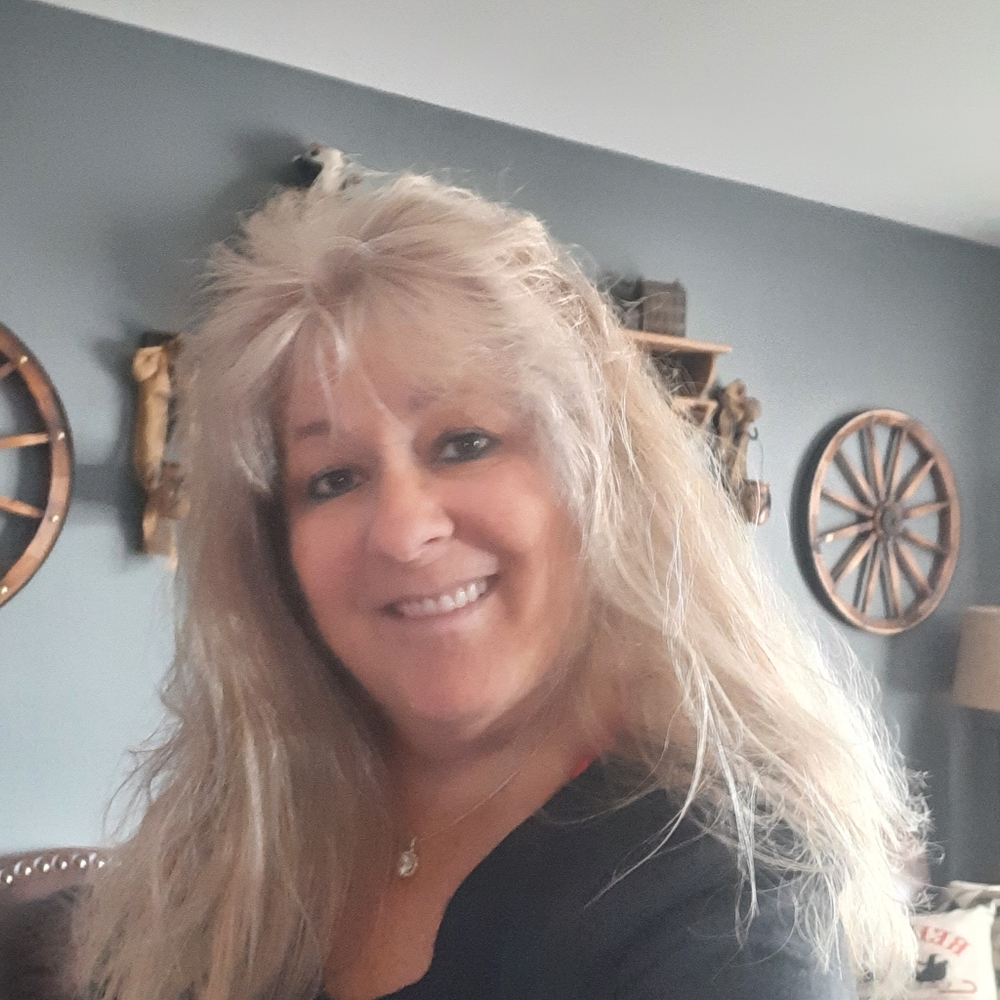 Meet your Posher, Brenda